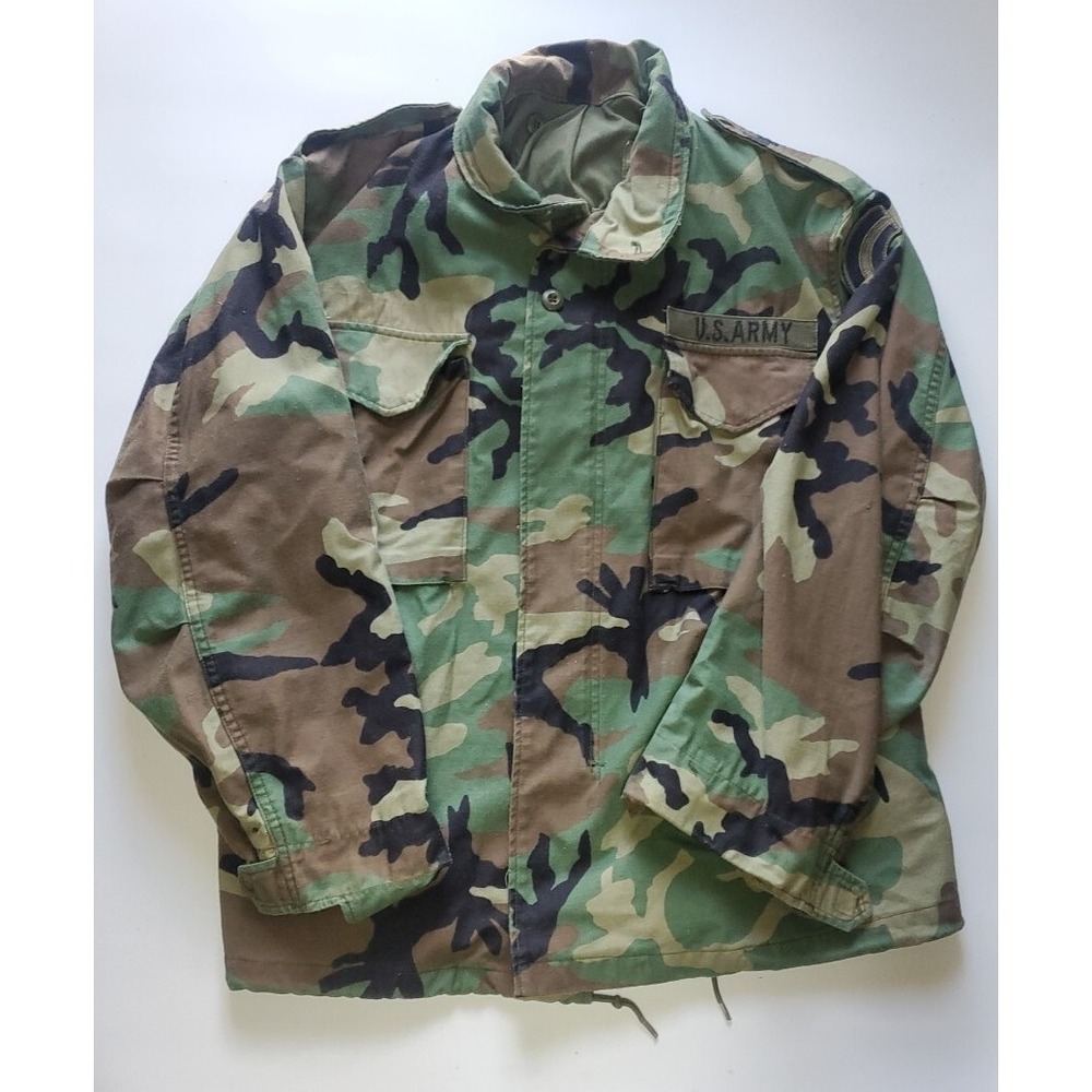 US Army Woodland Camo Cold‎ Weather Field Jacket Coat Med Short 8415-01-099-7834